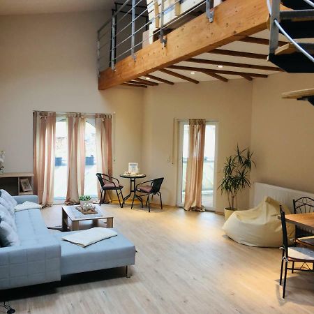 Ferienwohnung Am Nuerburgring/Wintersport Arft Acht Esterno foto