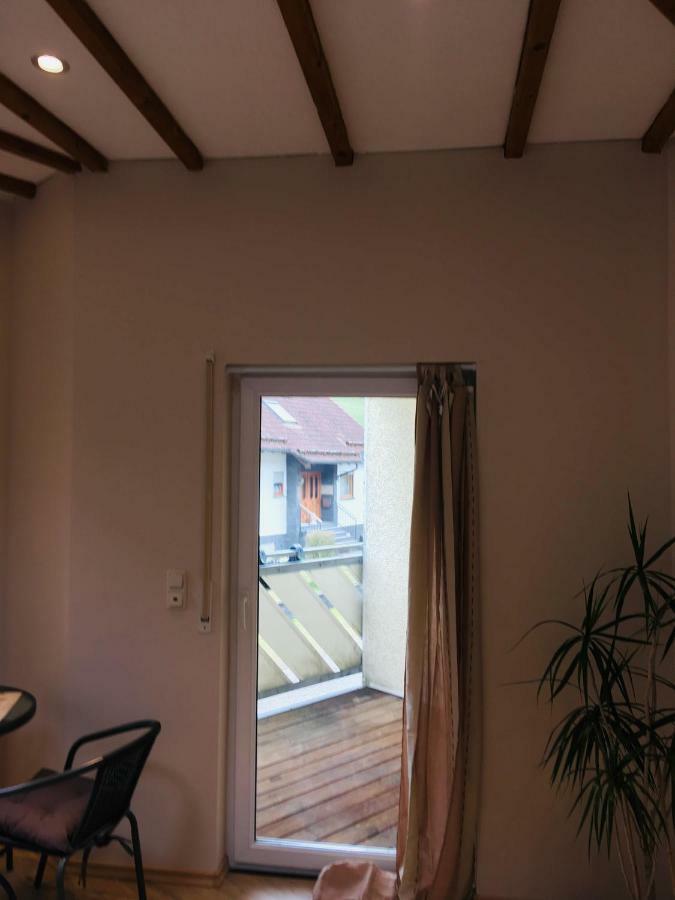 Ferienwohnung Am Nuerburgring/Wintersport Arft Acht Esterno foto